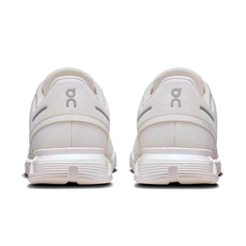 On Running Cloud 6 White | White