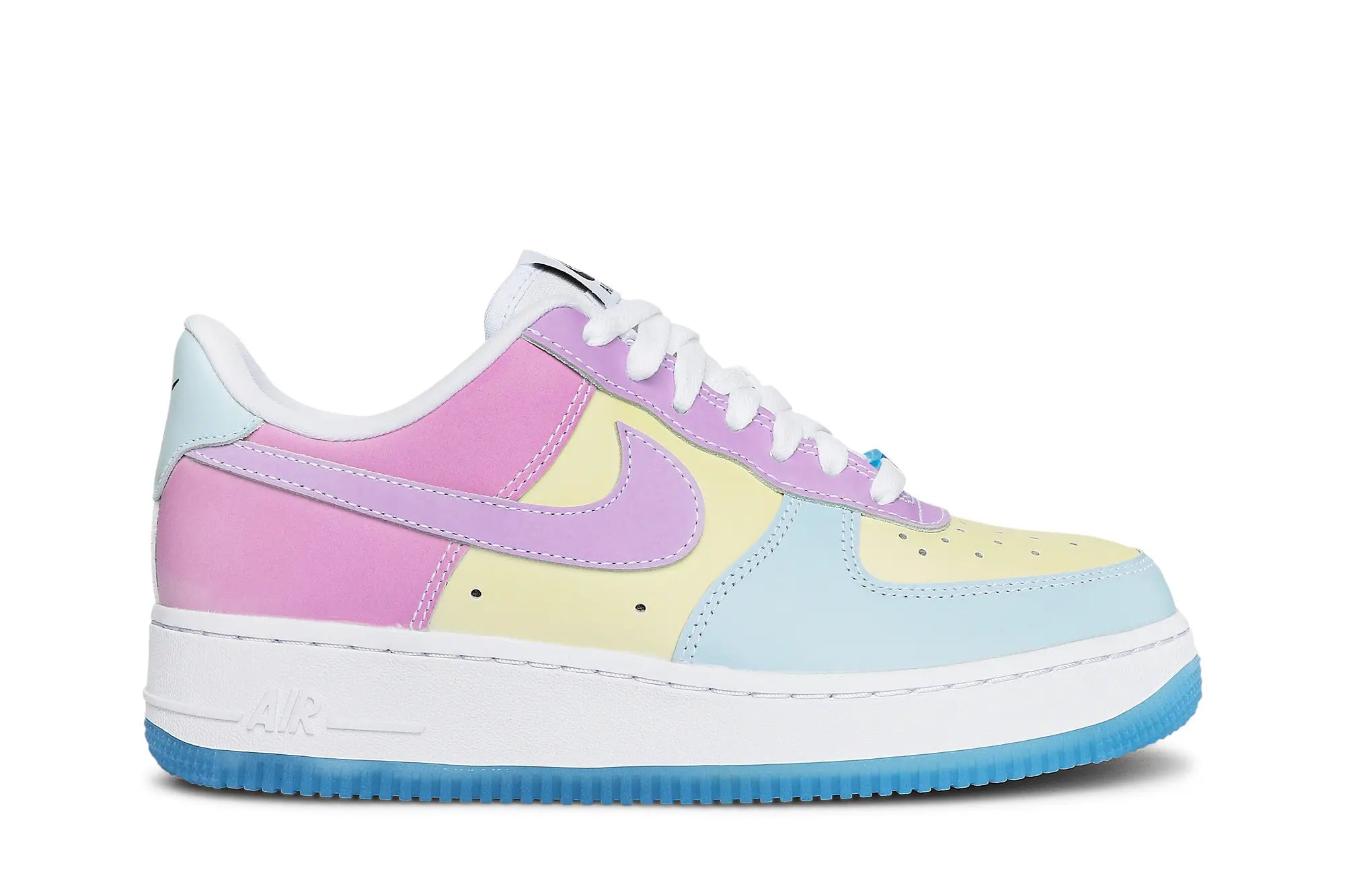 Tênis Air Force 1 Feminino "UV Reactive" - DA8301-100