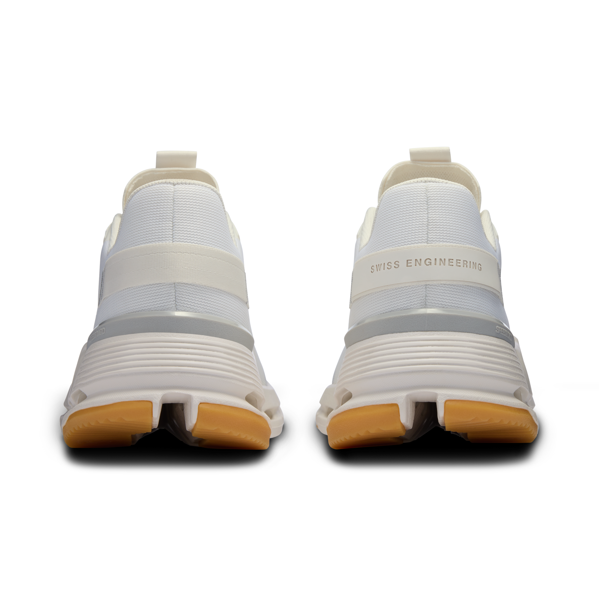 On Running Cloudnova Form 2 White / Ivory