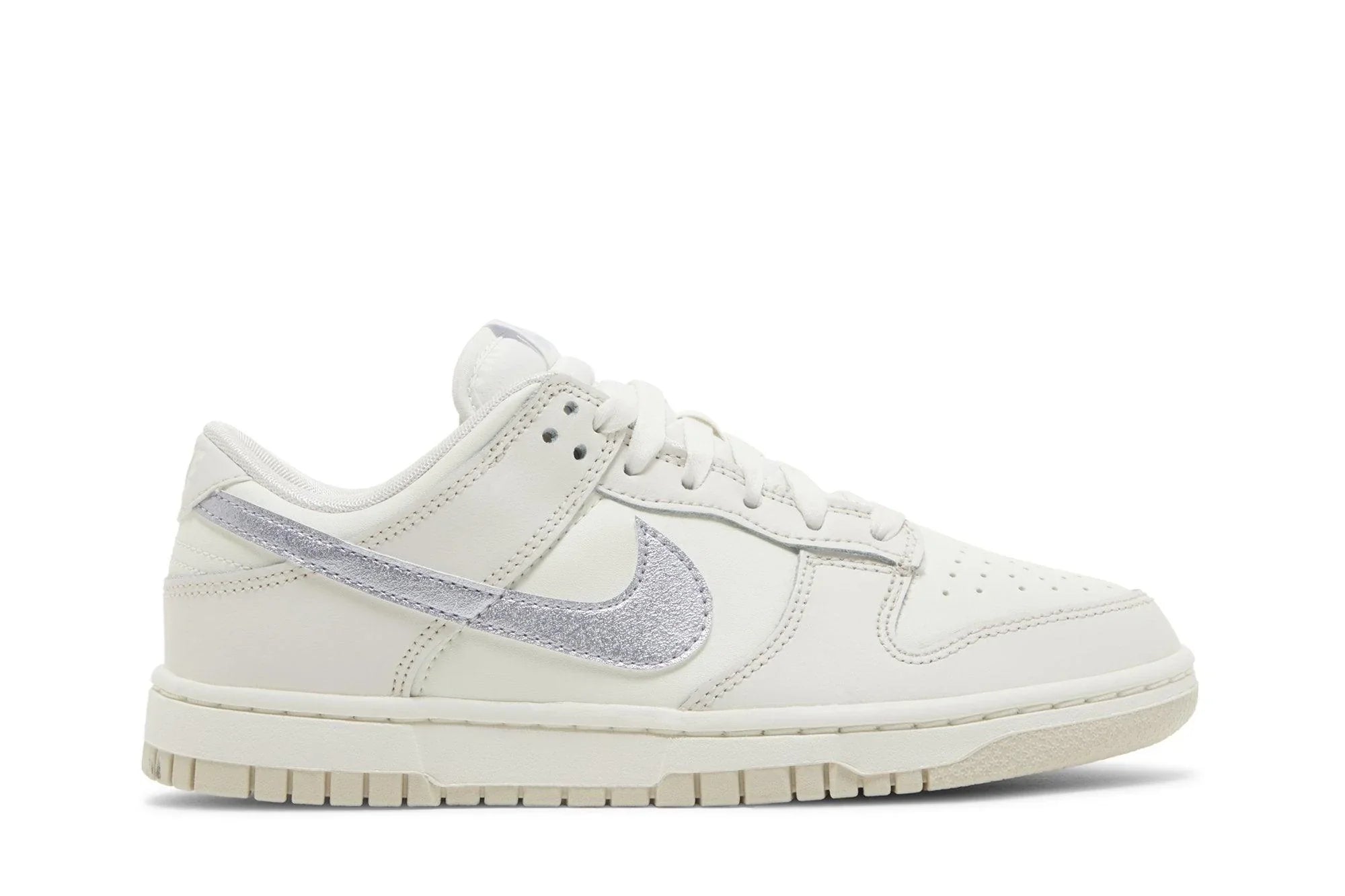 Nike Dunk Low Oxygen Purple Branco