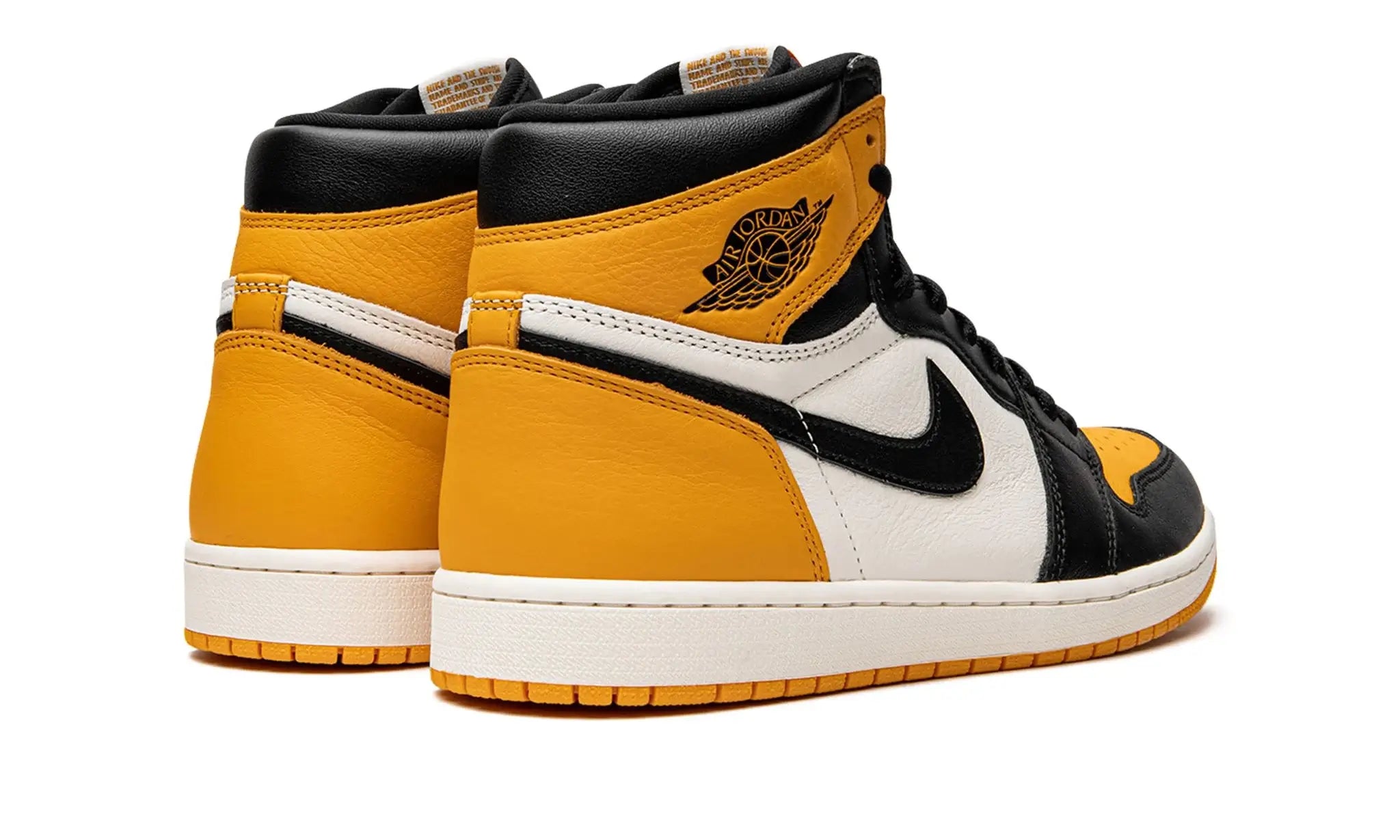 Tênis Air Jordan 1 High "Taxi Yellow" Amarelo / Preto - 555088-711