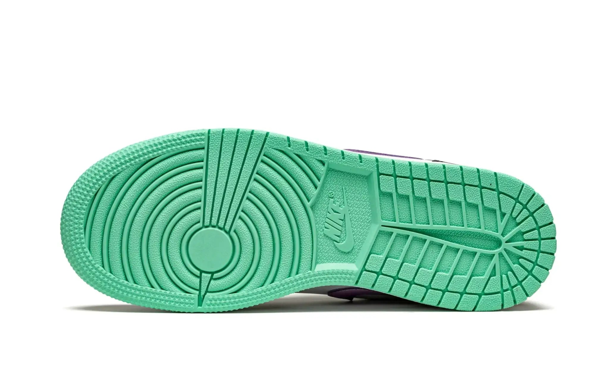 Tênis Air Jordan 1 Low Feminino "Black White Purple" Colorido - 553560-151