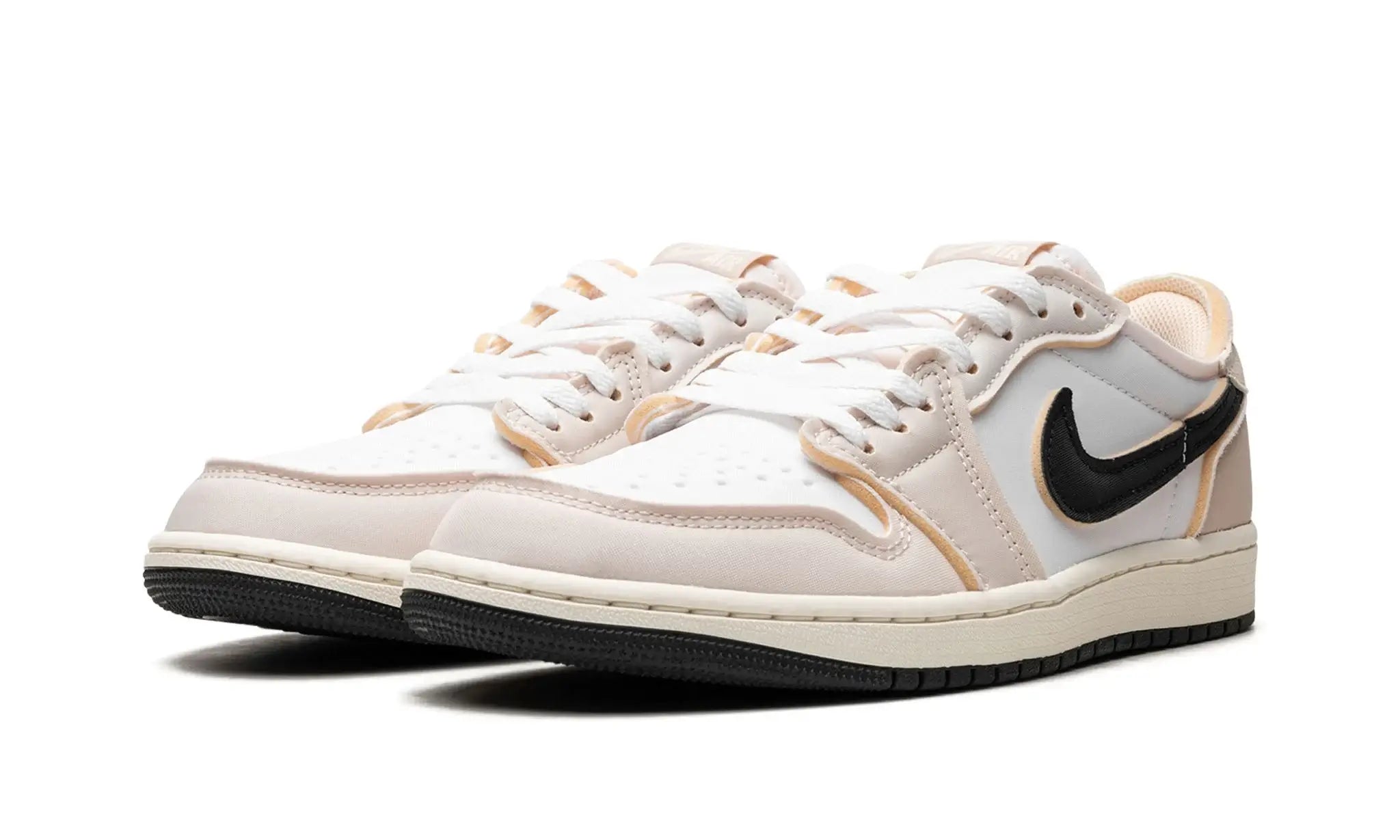 Tênis Air Jordan 1 Low Masculino "Coconut Milk" Branco - DV0982-100