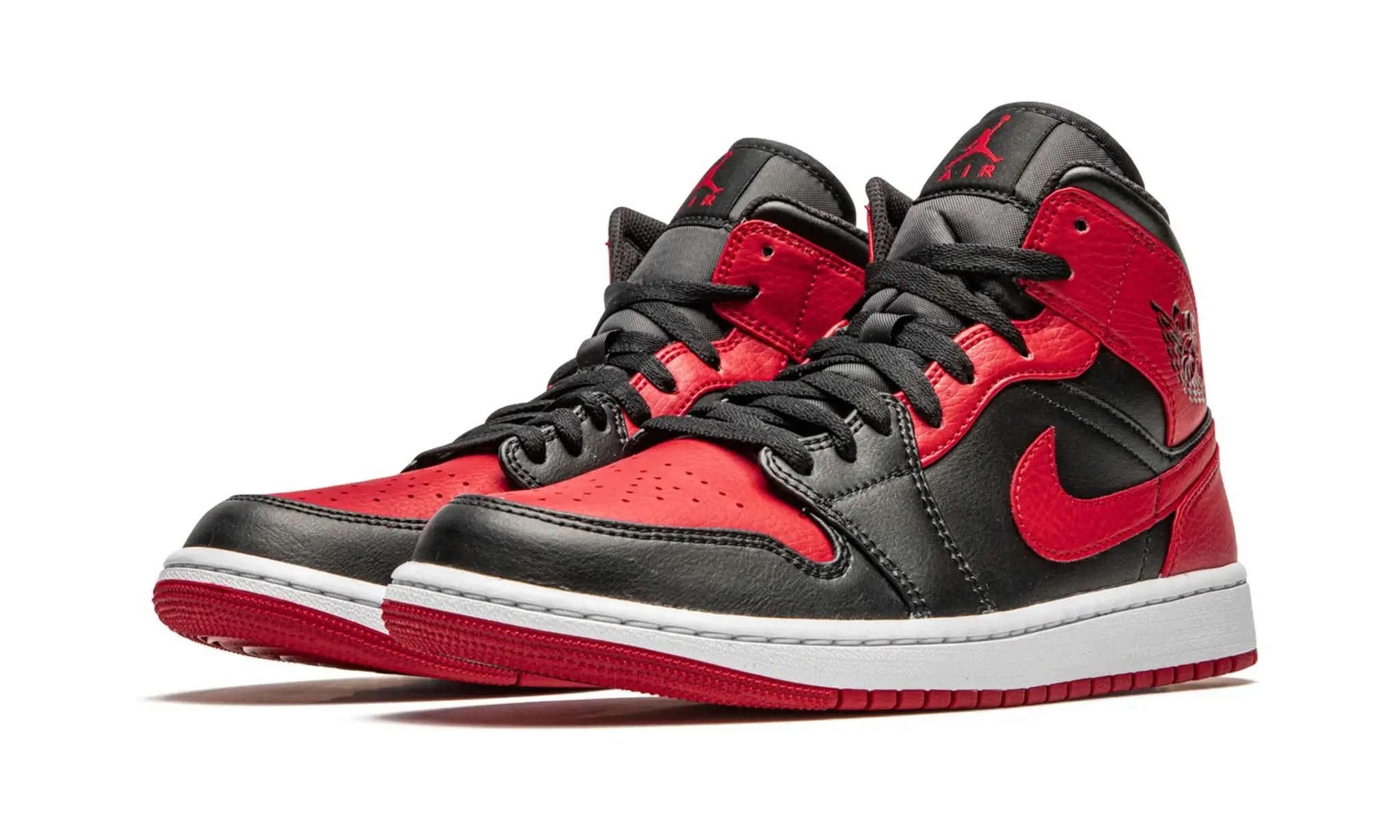 Tênis Air Jordan 1 Mid "Banned" Vermelho / Preto - 554725-074