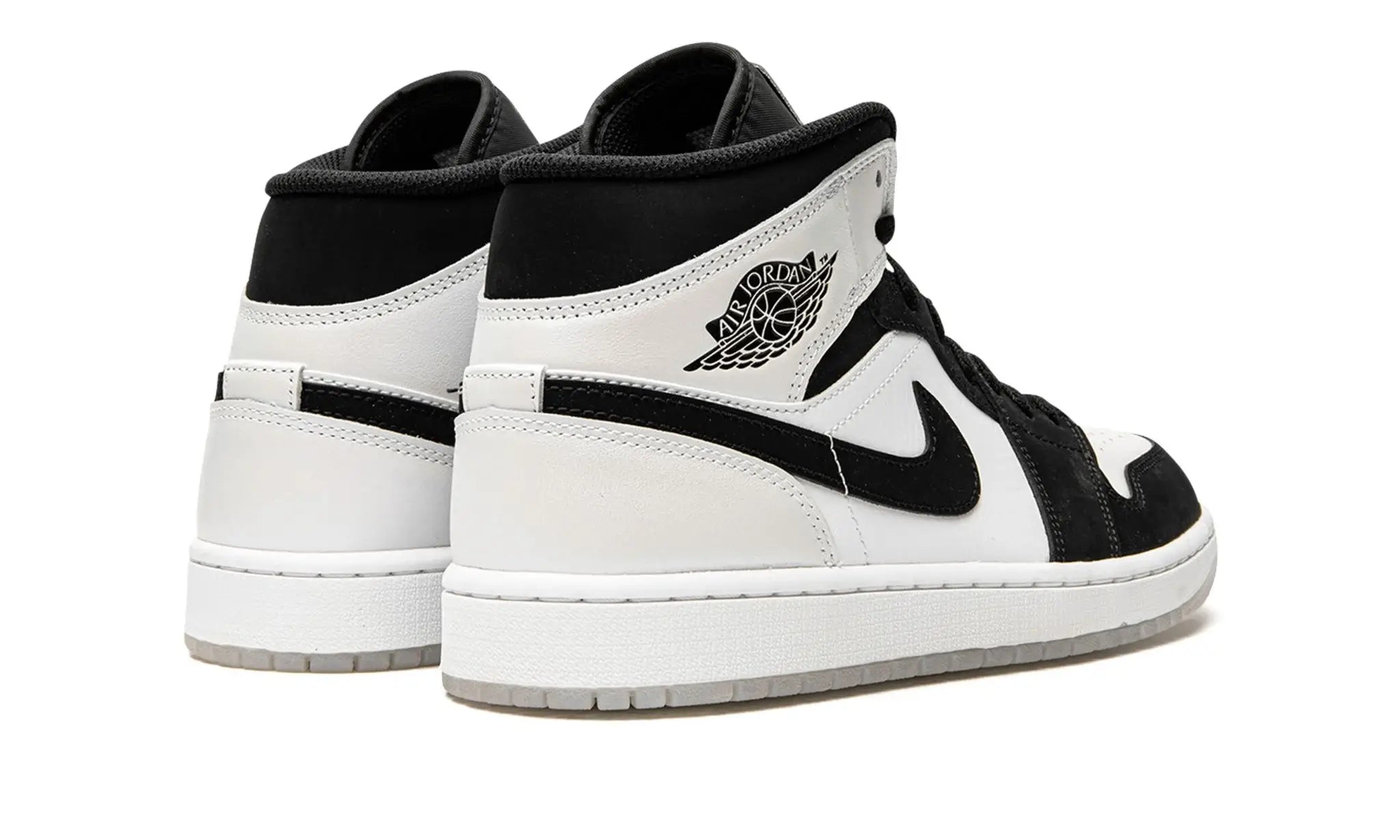 Tênis Air Jordan 1 Mid "Diamond" Preto / Branco - DH6933-100