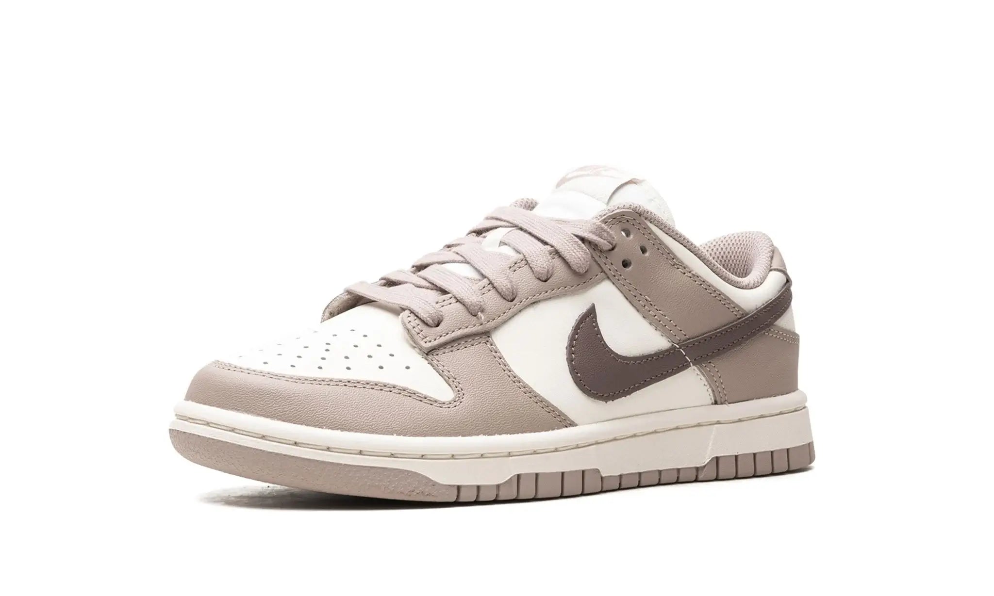 Tênis Nike Dunk Low Feminino "Diffused Taupe" Marrom - DD1503-125