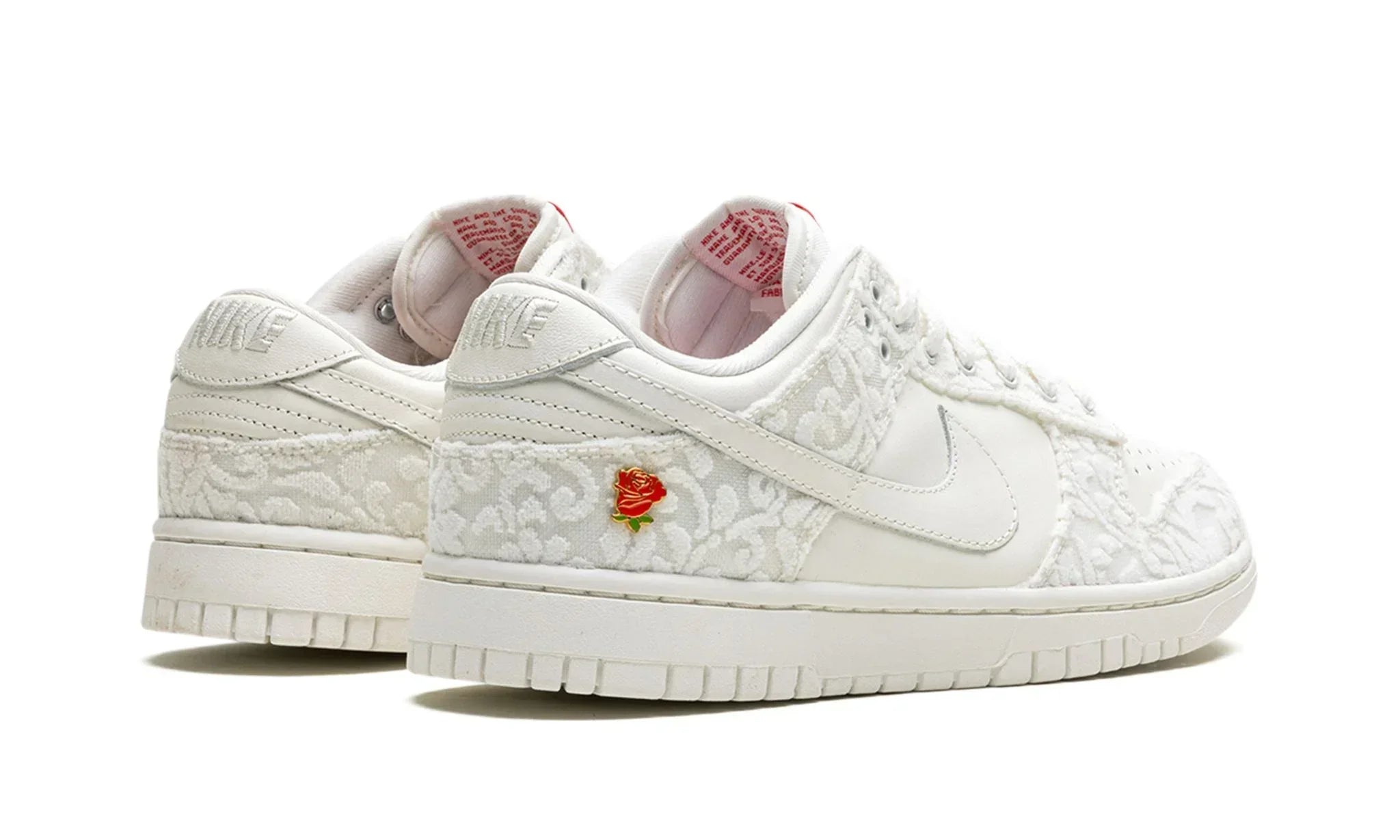 Tênis Nike Dunk Low Feminino "Give Her Flowers" Branco - FZ3775-133