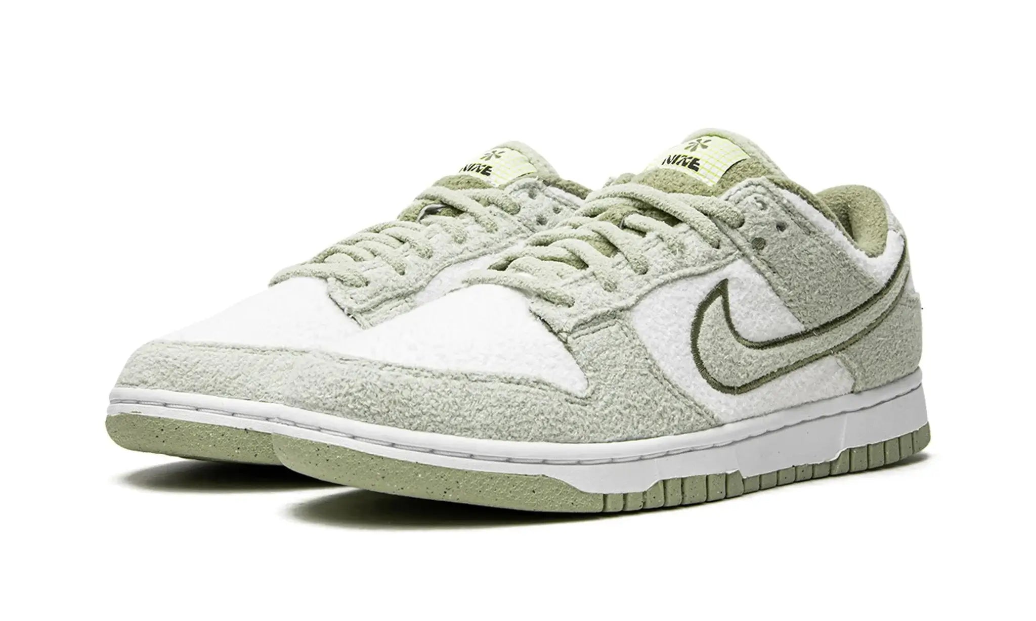 Tênis Nike Dunk Low Feminino "Fleece Honeydew" Verde - DQ7579 300