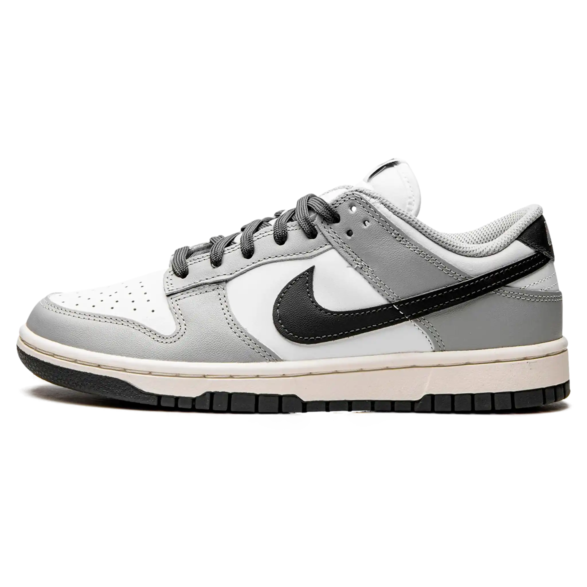 Tênis Nike Dunk Low Feminino "Light Smoke Grey" Cinza - DD1503-117