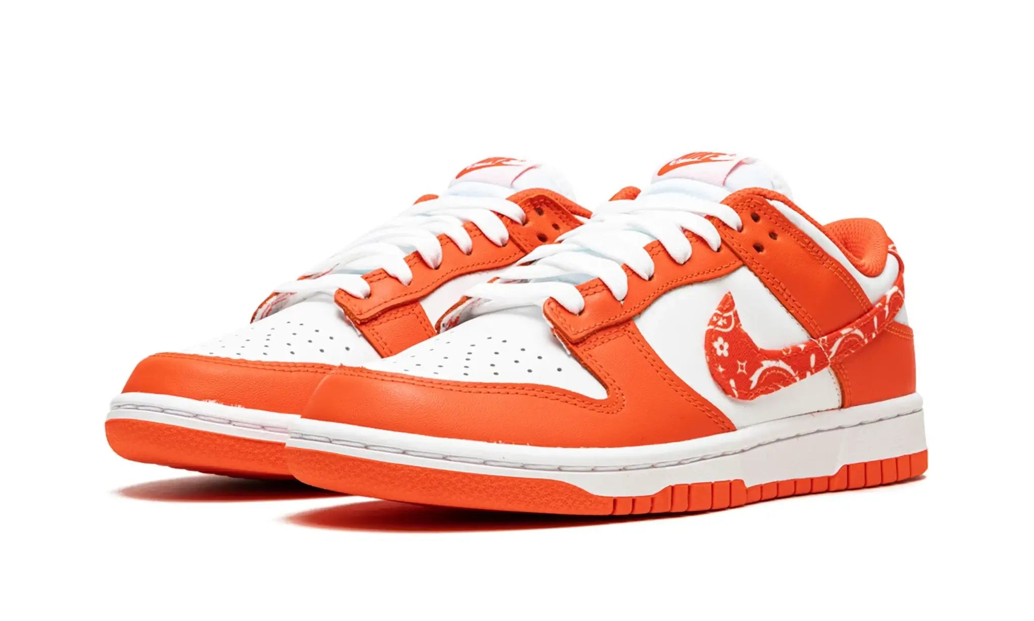 Tênis Nike Dunk Low Feminino "Orange Paisley" Laranja / Branco - DH4401-103
