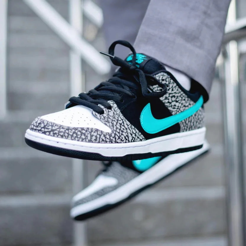 Tênis Nike Dunk Low SB "Elephant" - BQ6817-009