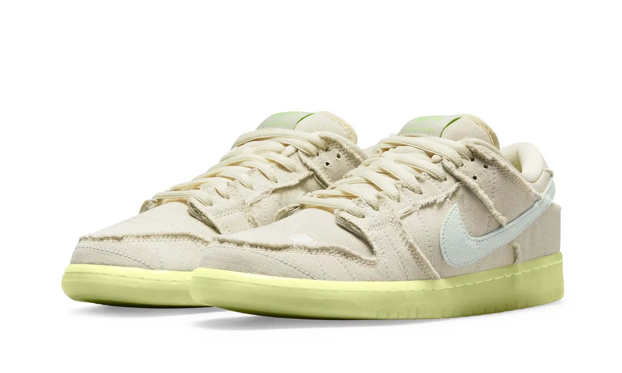 Tênis Nike Dunk Low SB "Mummy" Bege - DM0774-111