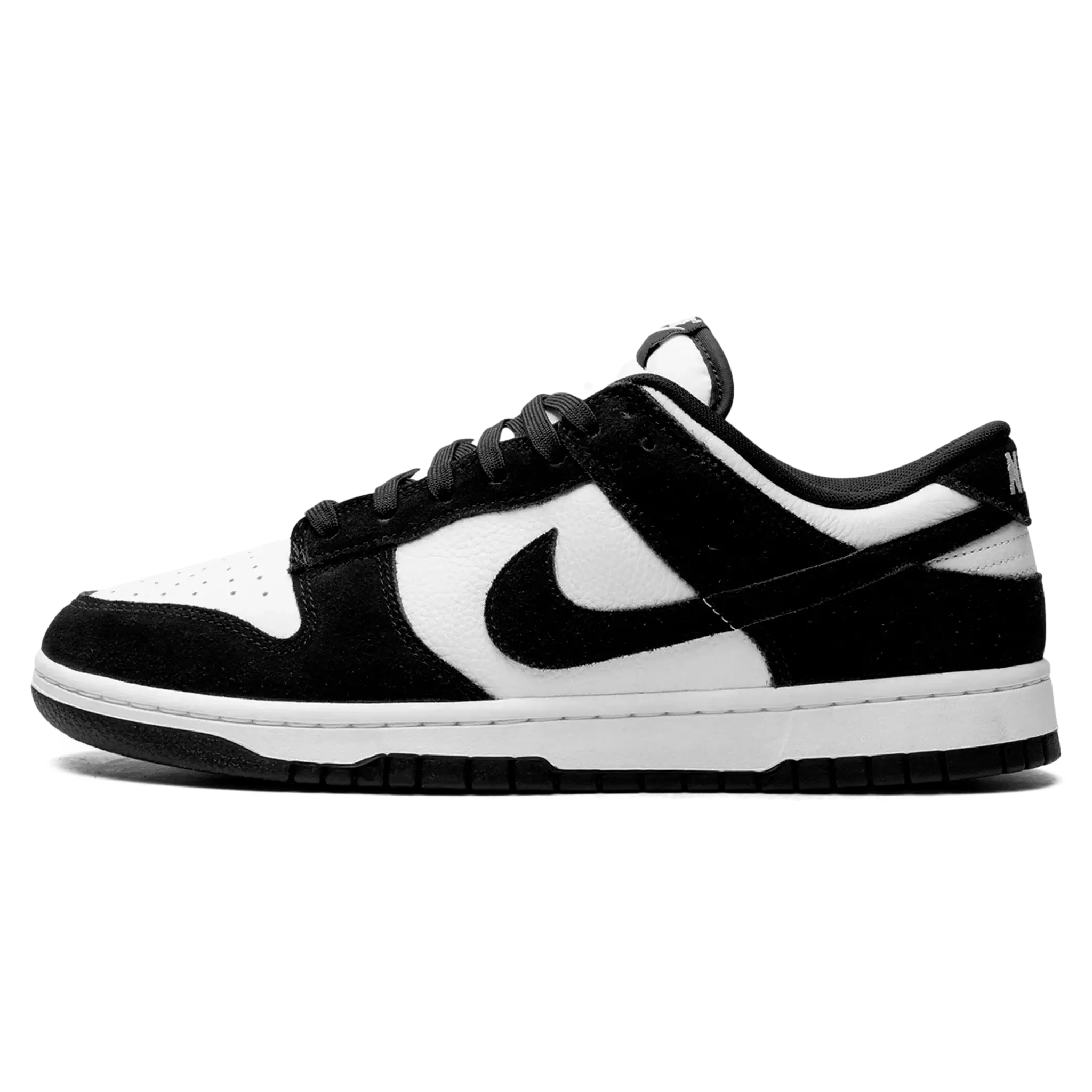 Tênis Nike Dunk Low "Suede Panda" Preto / Branco - FQ8249-100