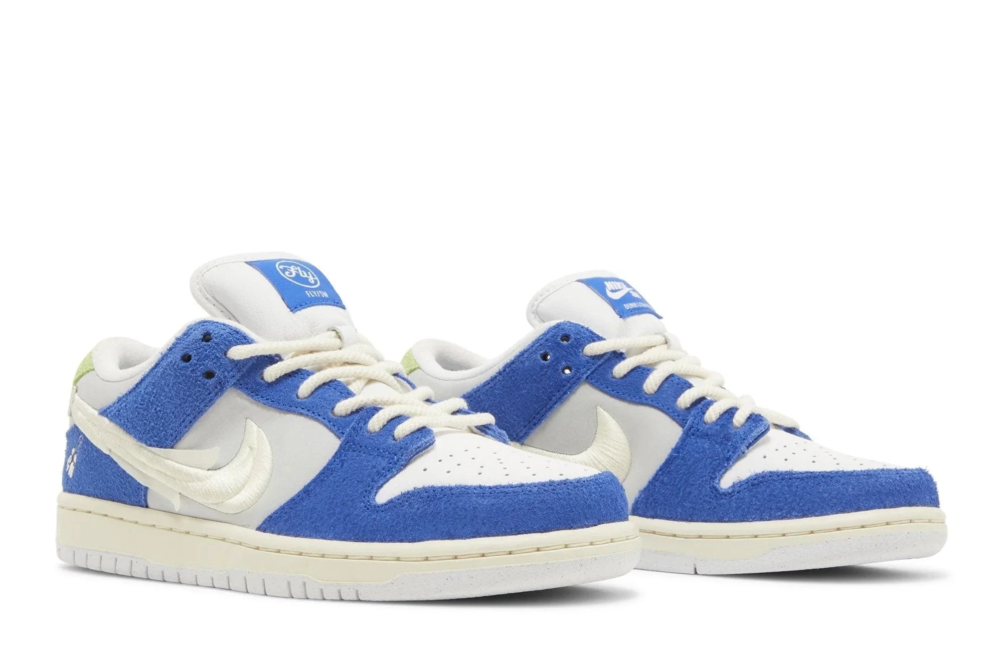 Fly Streetwear x Dunk Low Pro SB 'Gardenia' Azul