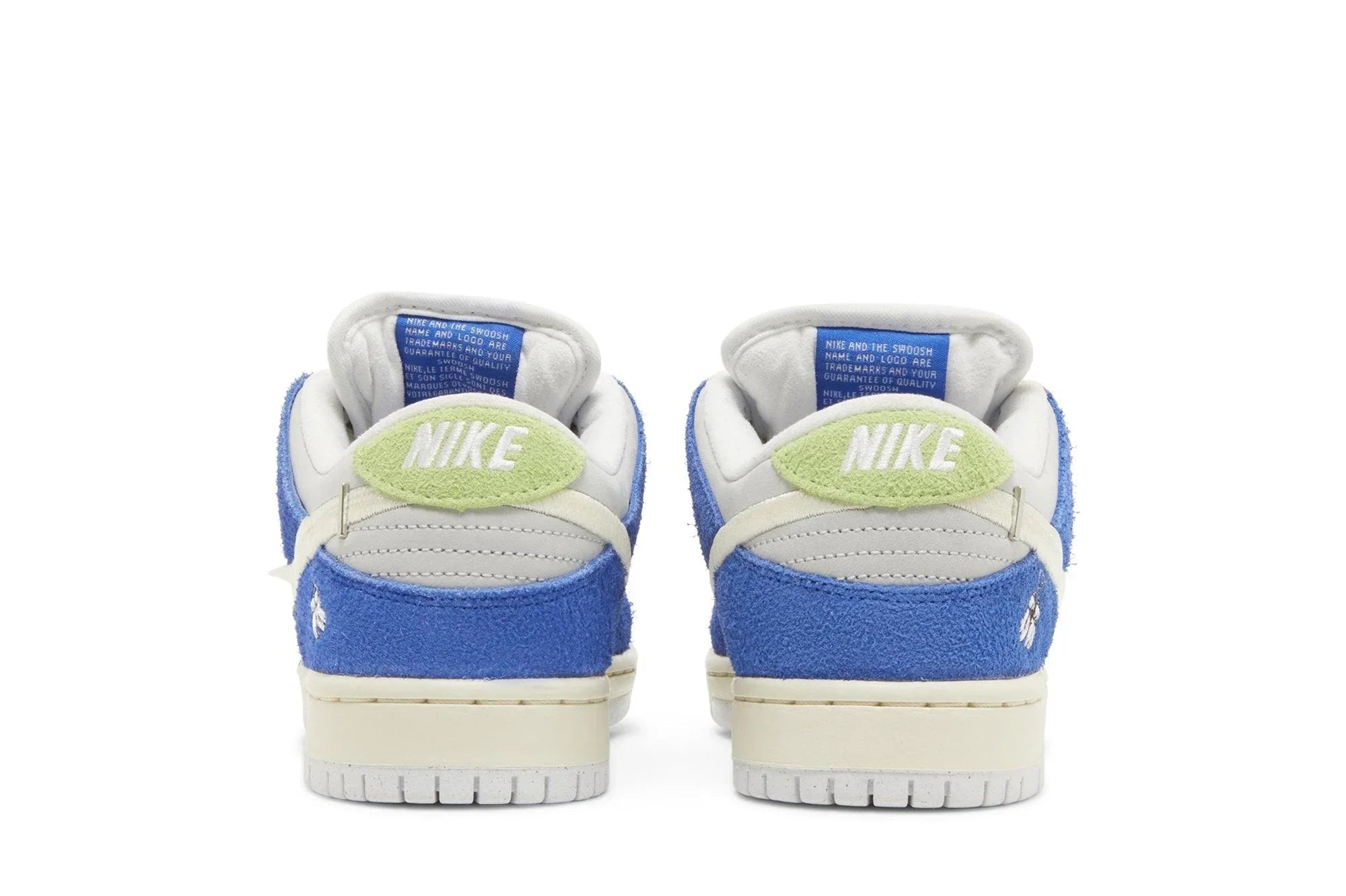 Fly Streetwear x Dunk Low Pro SB 'Gardenia' Azul