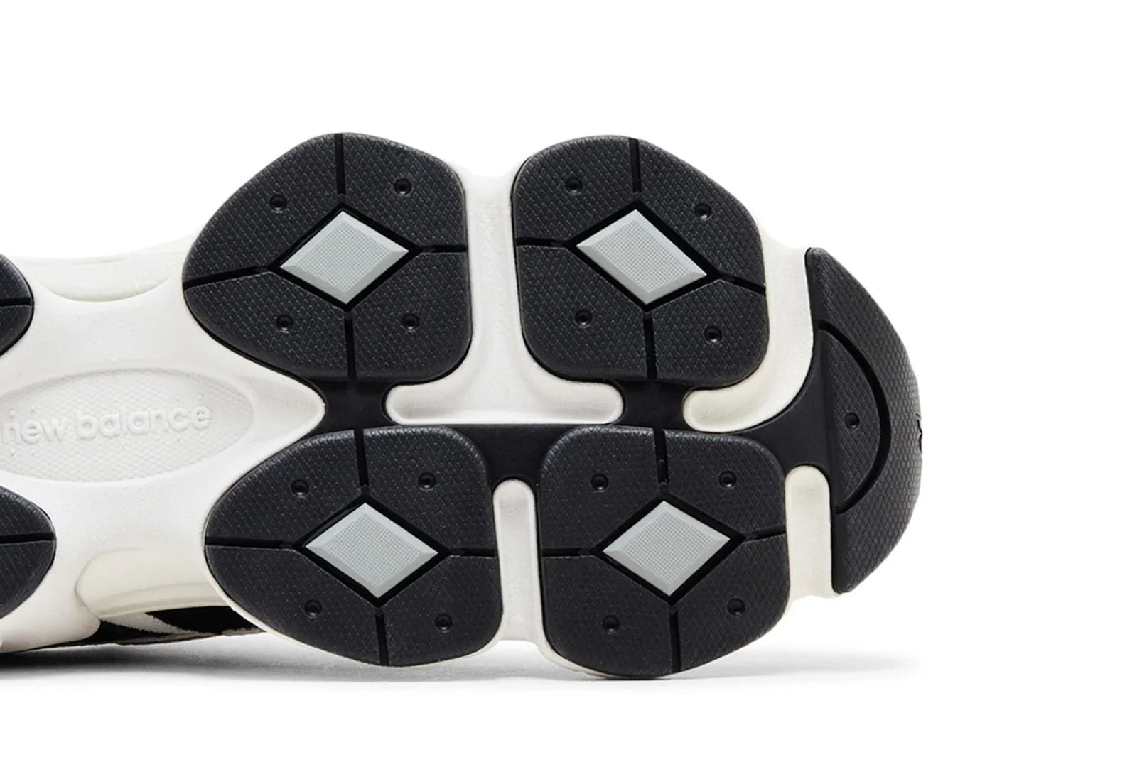 New Balance 9060 Reflection Black Suede Branco