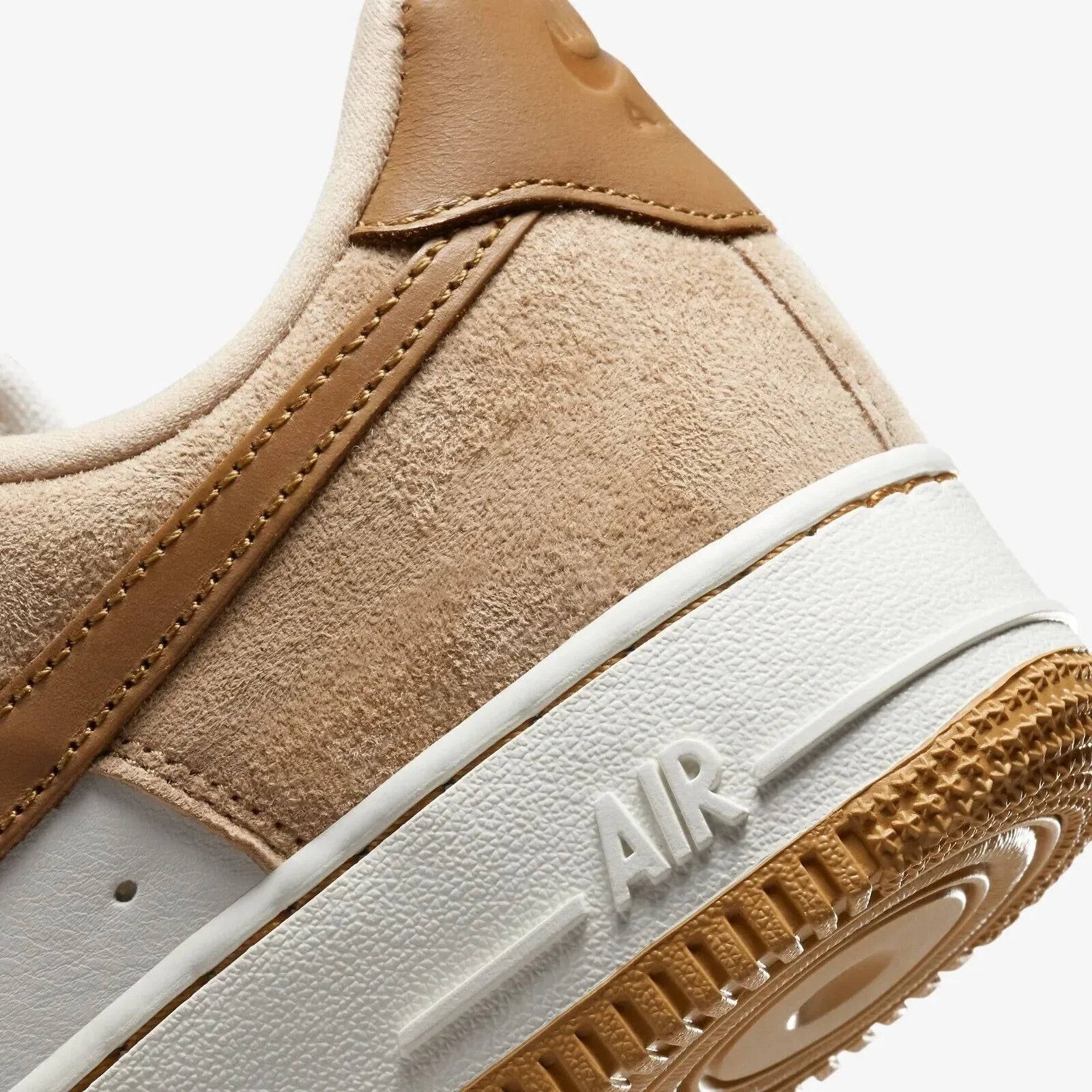 Nike Air Force 1 Low LXX "Vachetta Tan Flax" Marrom