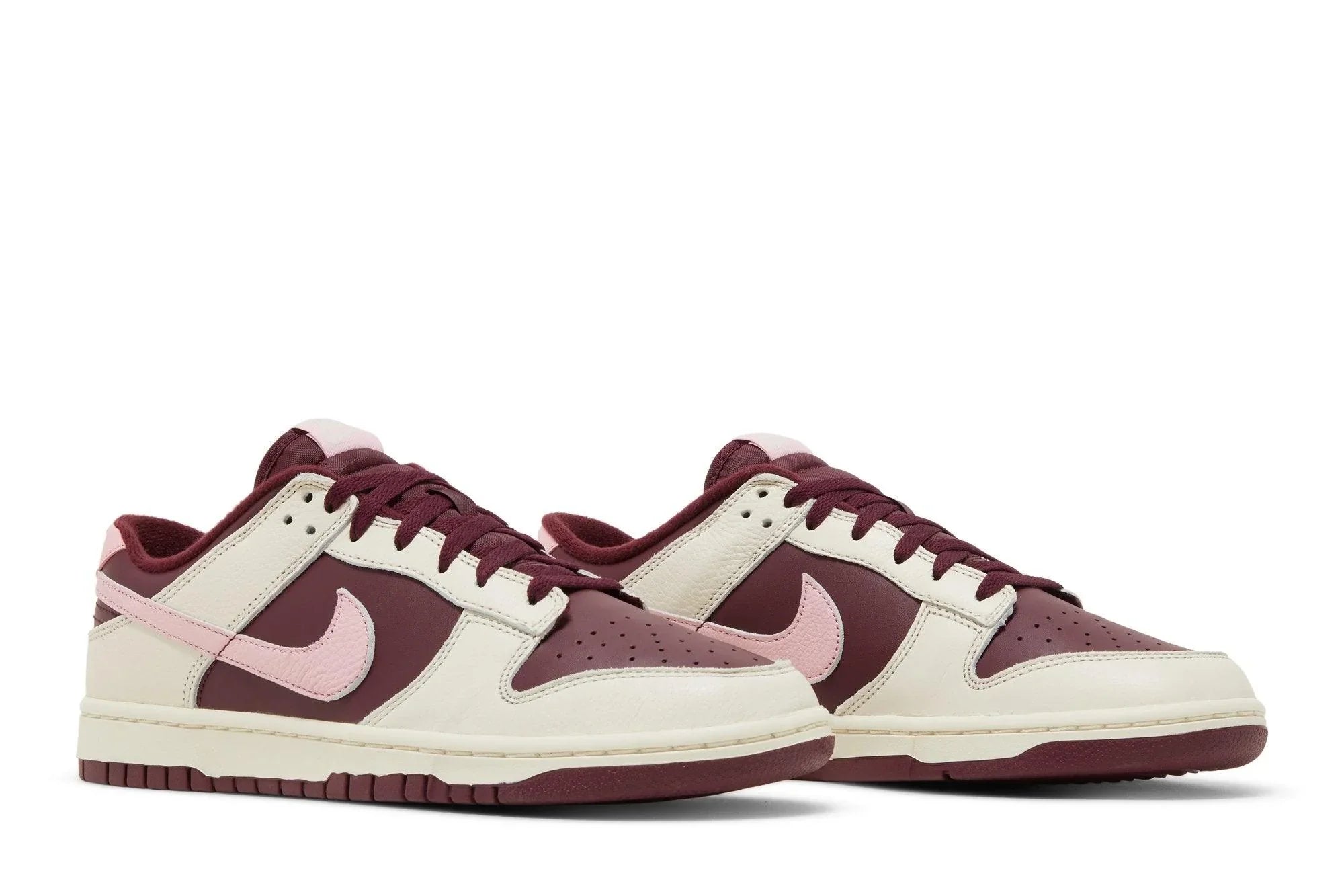 Nike Dunk Low Premium Valentine's day Vermelho Vinho