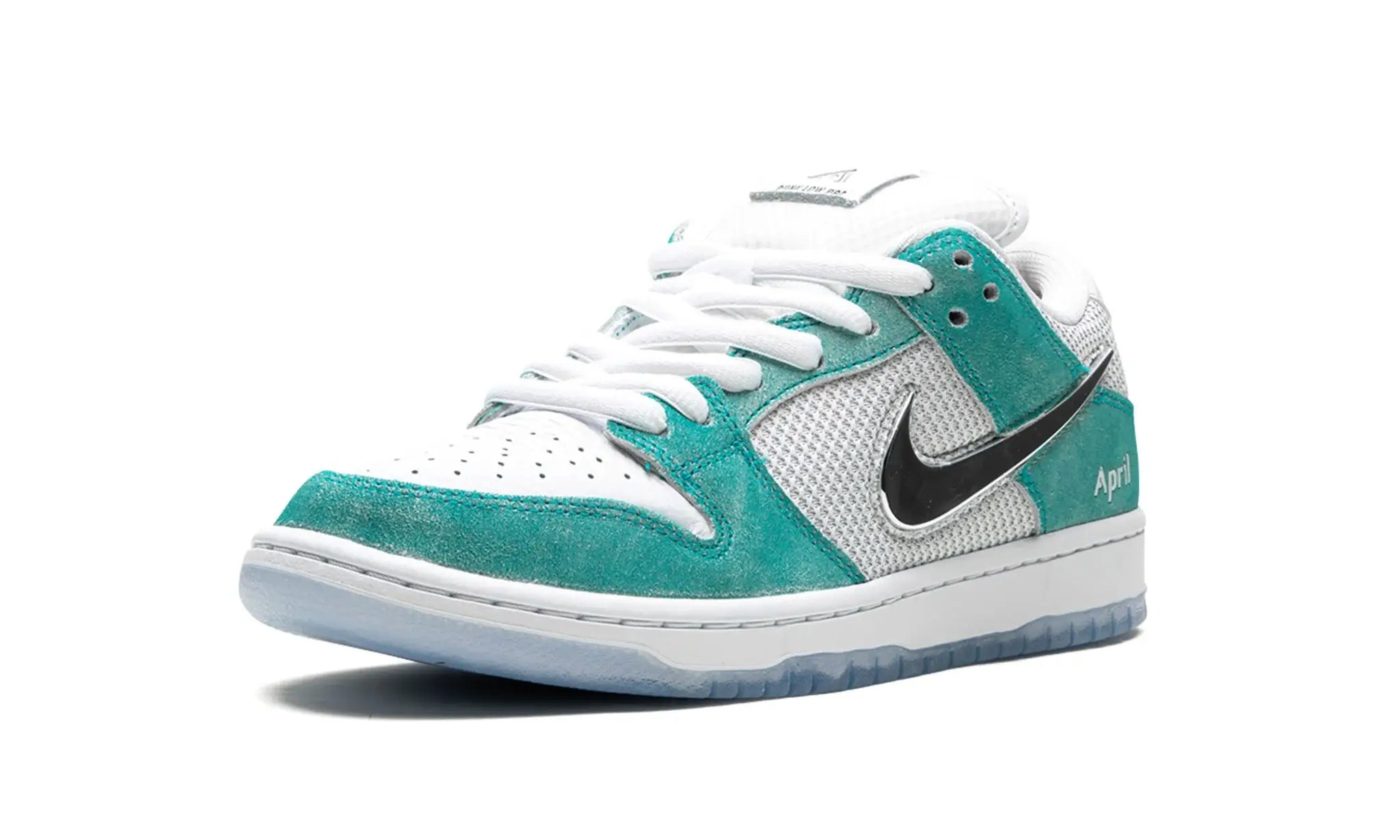 Tênis Nike Dunk Low SB x April Skateboards - FD2562-400