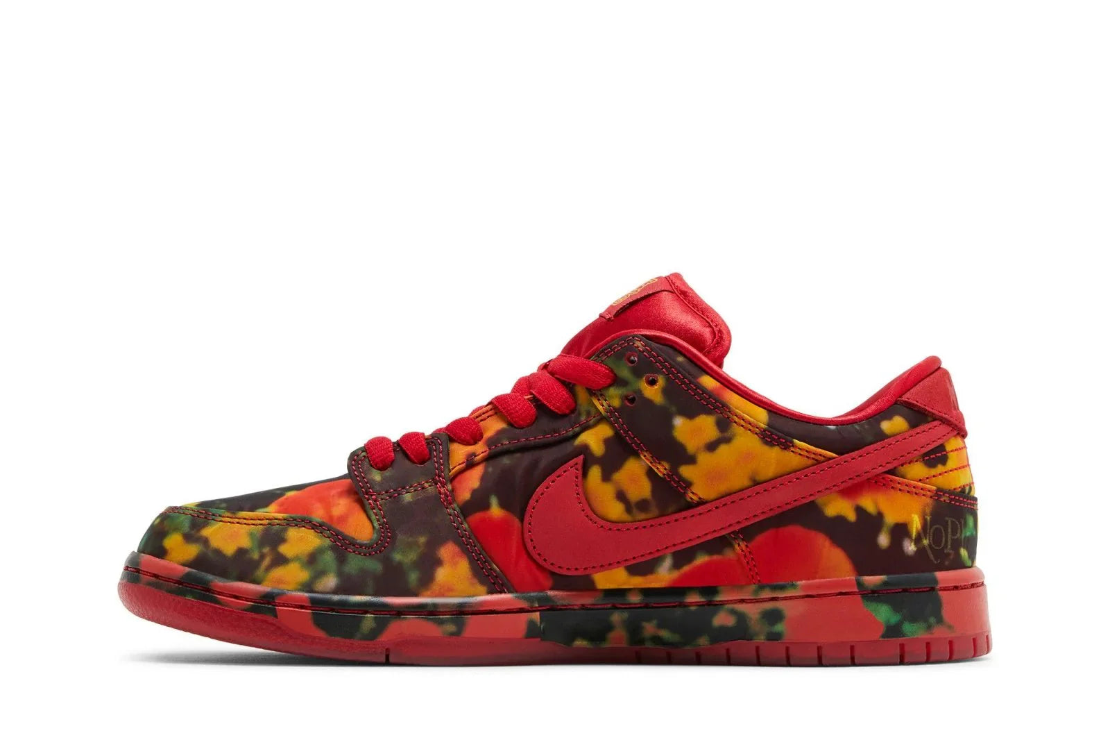 Nike Sb Dunk Low x The Wizard of OZ Poppy Field Vermelho