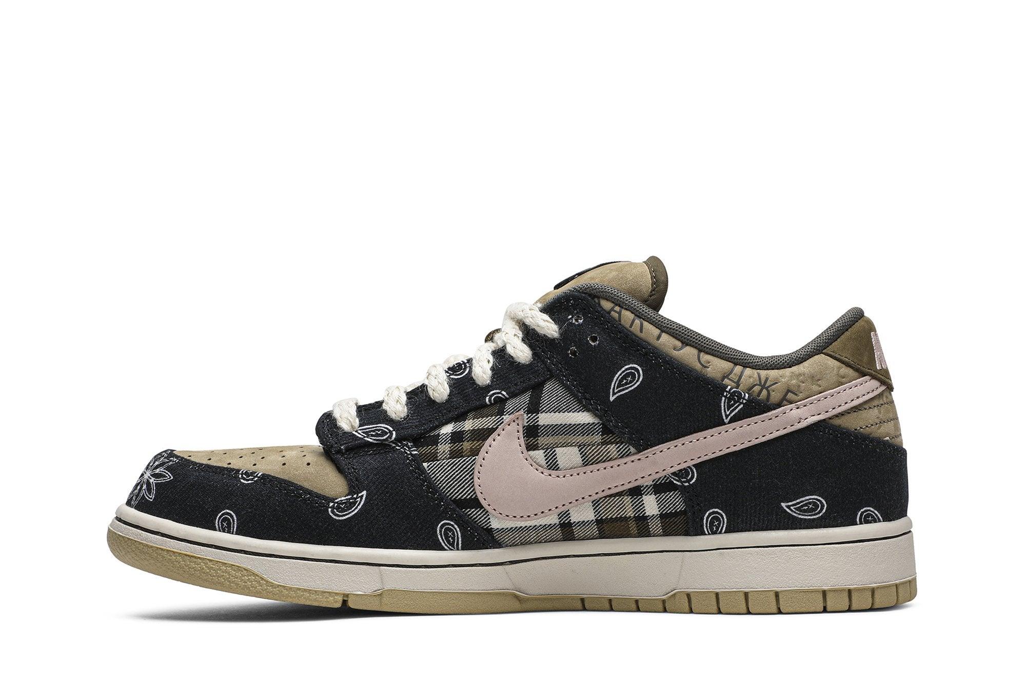 Travis Scott x Nike Dunk Low Cactus Jack Preto