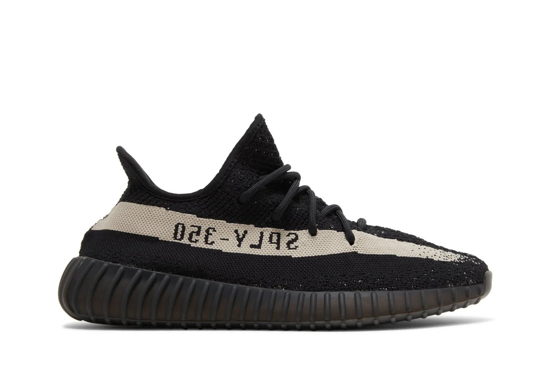 Yeezy Boost 350 V2 Oreo Preto